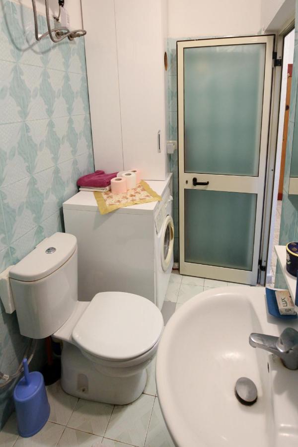 1 Bedroom Apartment With Fast Internet And Sea View Balcony In Durrës 外观 照片
